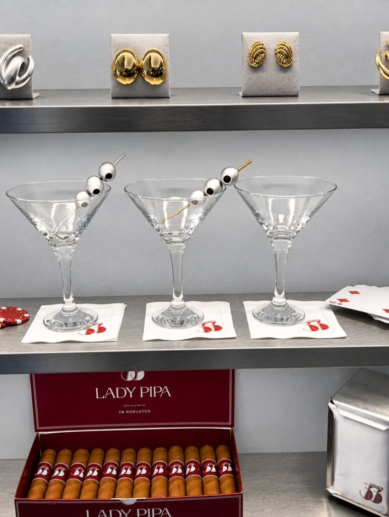 Decoración impresa en 3D para la tienda Lady Pipa en Lagasca 55