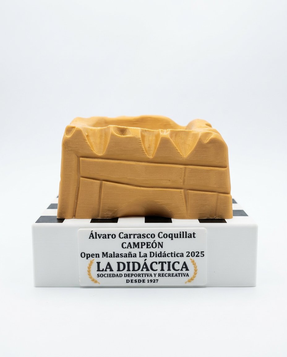 Trofeo dorado de ajedrez